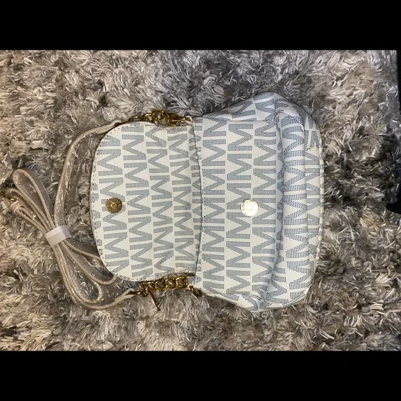 MKF Small Crossbody - Picture 5 of 7